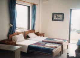 haris-room.jpg